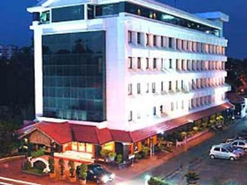 The Renai Cochin Hotel Kochi Bagian luar foto
