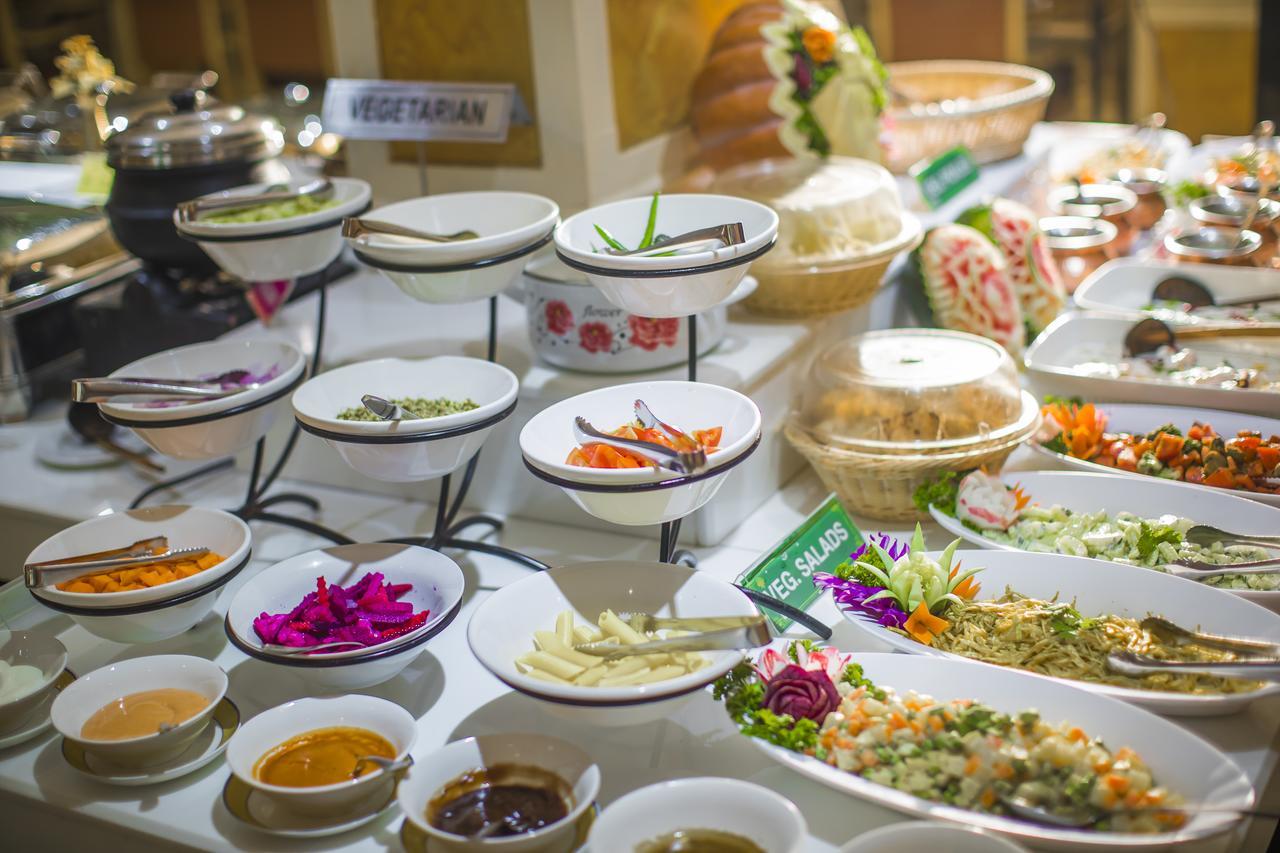 The Renai Cochin Hotel Kochi Bagian luar foto